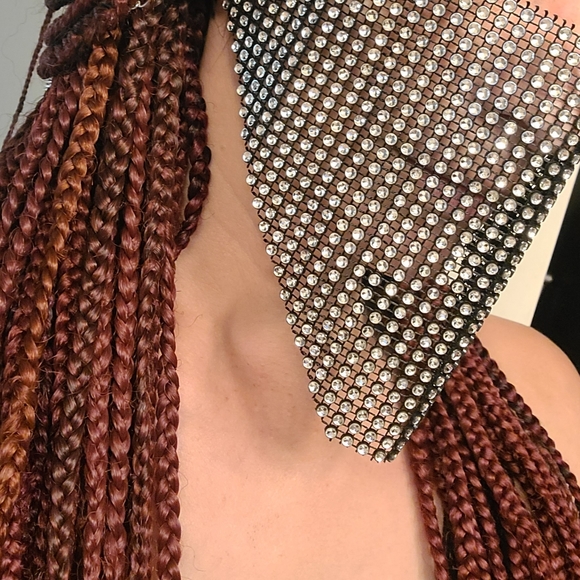 Rhinestone Mesh Face Mask - Picture 4 of 4